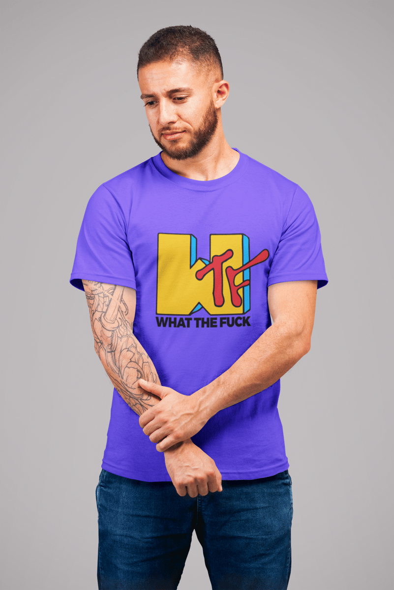 Nome do produto: CAMISETA ESTONADA WHAT THE FUCK (mtv)