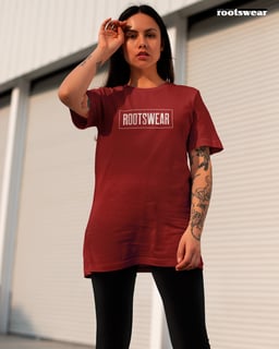 Nome do produto Camiseta Oversized Rootswear Unissex (Vinho)