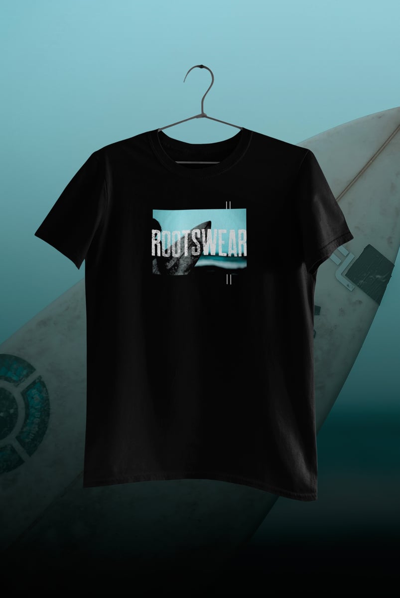 Nome do produto: Camiseta Prime Unissex - Rootswear Surf - Preta