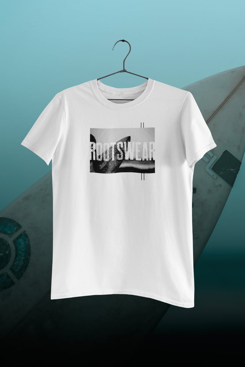 Nome do produto: Camiseta Prime Branca - Rootswear Surf