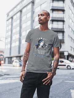 Nome do produto Camiseta Uma Cigana Louca - Escura