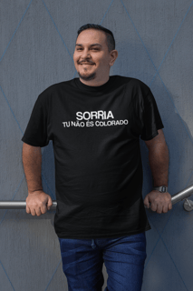 Sorria, tu não és colorado! Plus Size - Estampa Clara