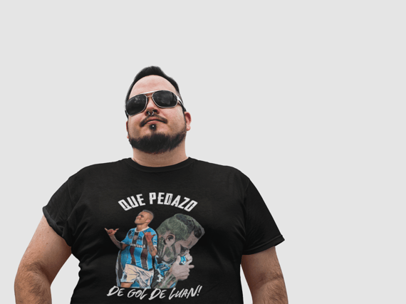 Que Pedazo de Gol Plus Size - Estampa Clara