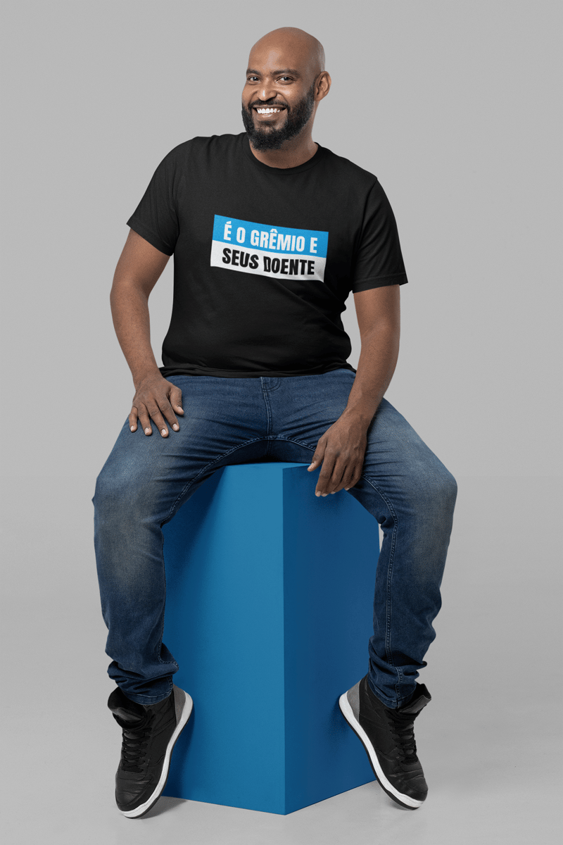 Nome do produto: Grêmio e Seus Doente Plus Size - Escura