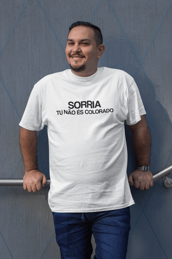 Sorria, tu não és colorado! Plus Size