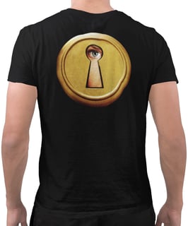 Nome do produto Camiseta Printfull looking through