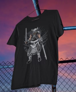 Nome do produto Camiseta Printfull Dark Viking