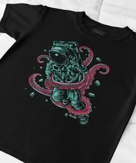 Nome do produto Camiseta Printfull Astronaut Octopus