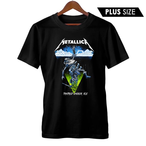 Camiseta Plus Size Metallica | Trapped Under Ice | Rock