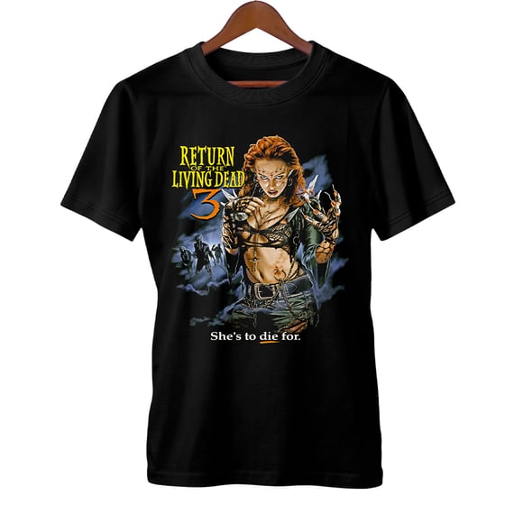 Camiseta A Volta dos Mortos Vivos 3 | Filme de Terror