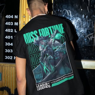 Nome do produto Camiseta - Miss Fortune