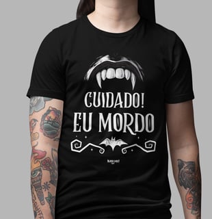 Camiseta - Cuidado! Eu mordo