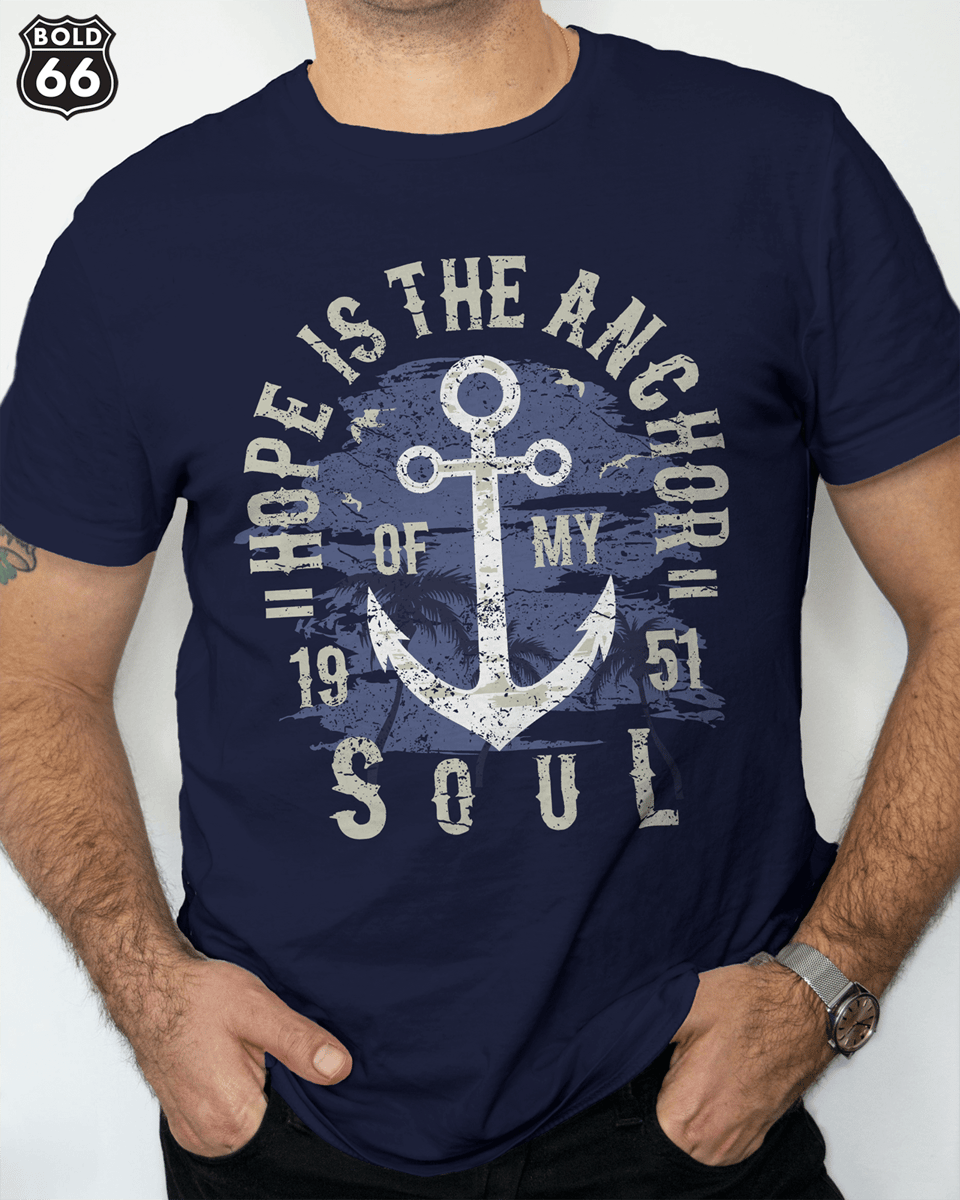 Nome do produto: COLEÇÃO CLASSIC - Camiseta Hope Is The Anchor