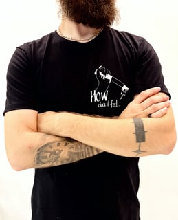 Nome do produto Camiseta Turn The Knife Estampa Frente e Costas