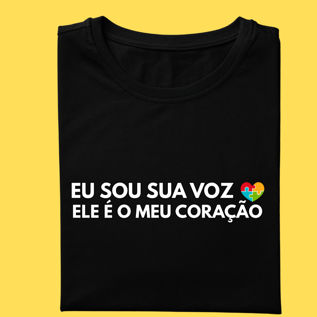 Nome do produto: Camiseta eu sou sua voz , ele é meu coração