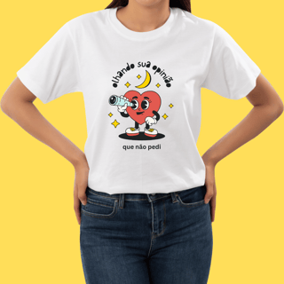Nome do produto Camiseta Olhando sua opinião que não pedi
