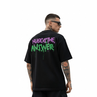Camiseta Oversized Music is the Answer - Preto
