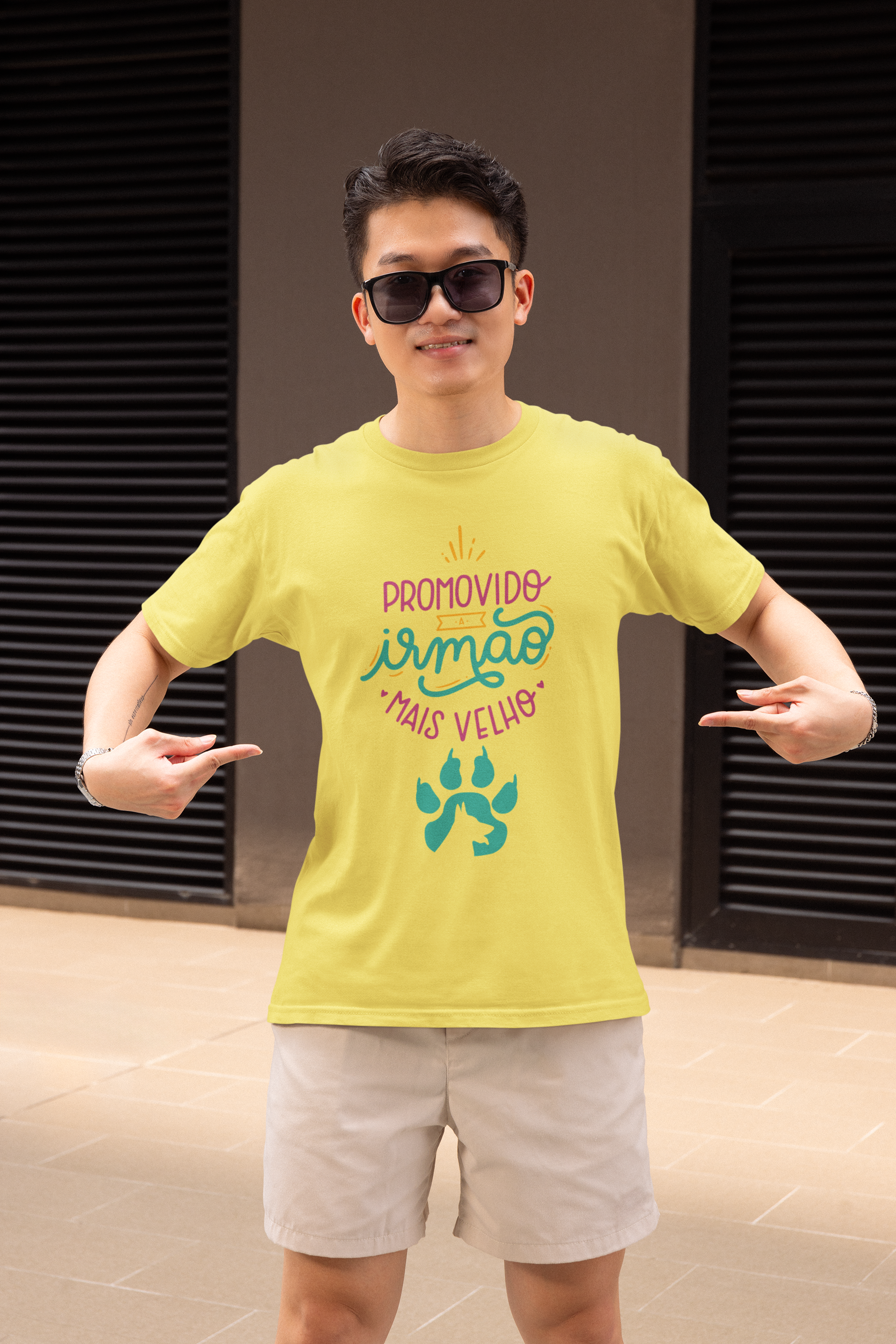 CAMISETA T-SHIRT ESTONADA, DOG PROMOVIDO A IRMÃO