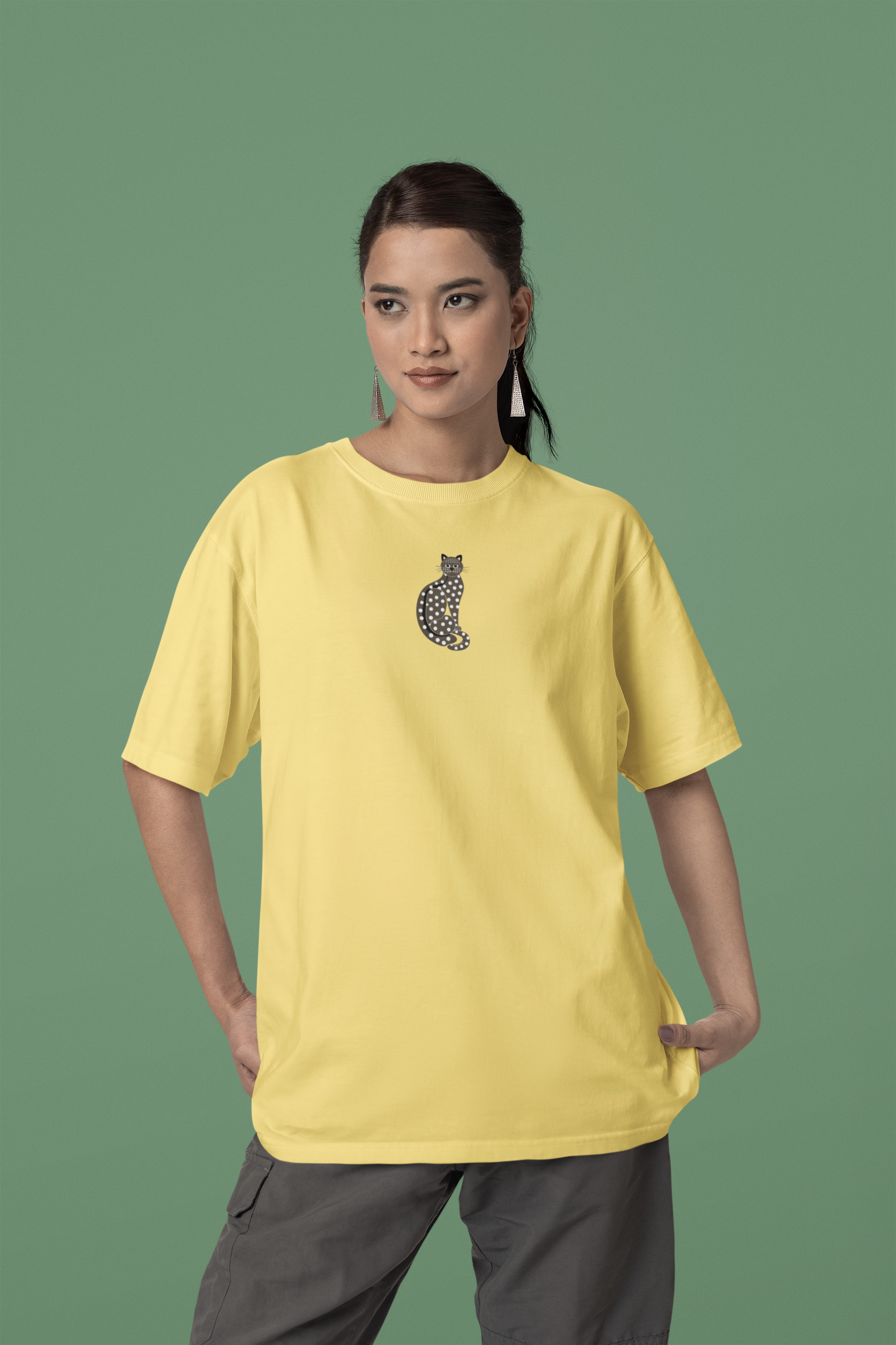 CAMISETA T-SHIRT ESTONADA, MINIMALISTA CAT