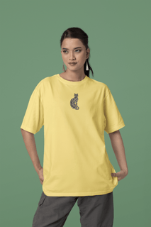 CAMISETA T-SHIRT ESTONADA, MINIMALISTA CAT