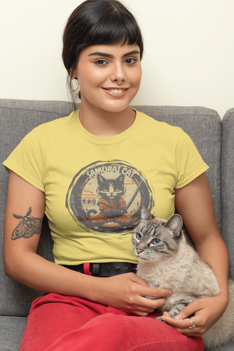 Nome do produto: CAMISETA BABY LONG ESTONADA, SAMURAI CAT