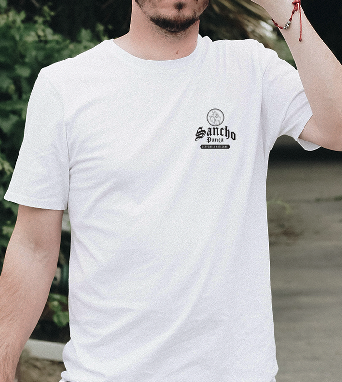 Nome do produto: Camiseta Sancho Pança - Estampa Frente e Verso