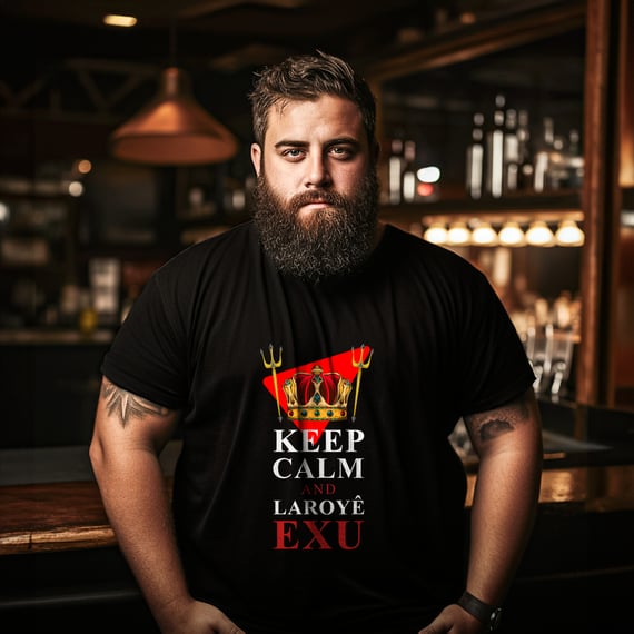 Camiseta Plus Size Unissex Keep Calm and Laroyê Exu