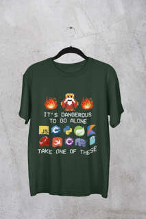 Nome do produto Camiseta It's Dangerous to Go Alone Take One Of These