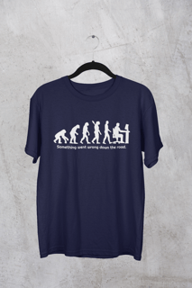 Nome do produto Camiseta Evolução Humana Something Went Wrong Down The Road