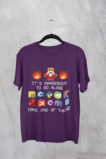 Nome do produto Camiseta It's Dangerous to Go Alone Take One Of These