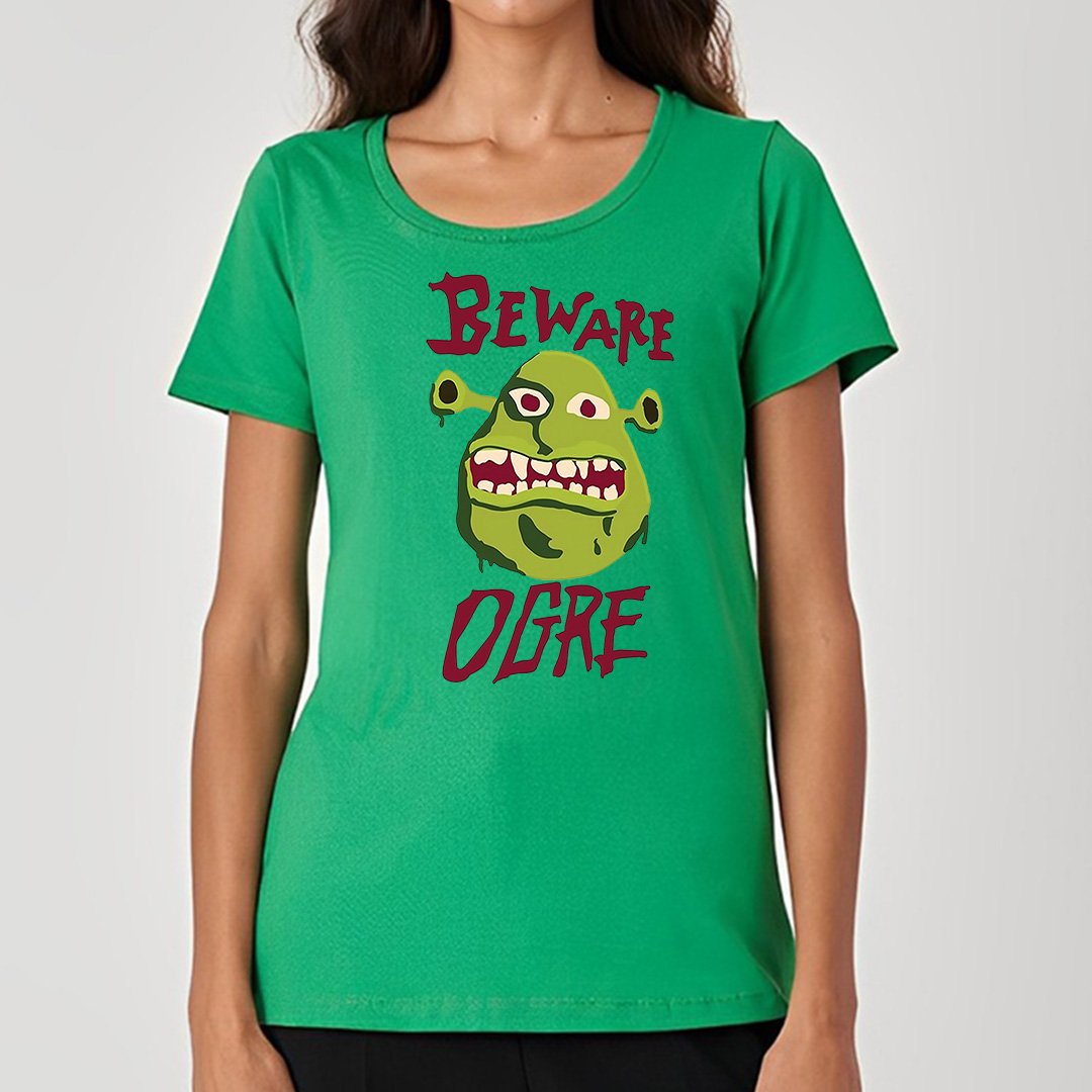 Cuidado Ogro | Shrek - Camiseta Feminina Nome do produto: Cuidado Ogro | Shrek - Camiseta Feminina