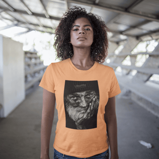 Camiseta Feminina Estonada - Ubuntu Patience