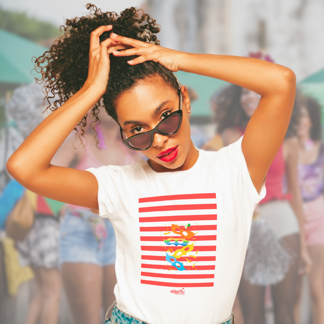 Nome do produto: Camiseta Baby Long Clássica Feminina - Carnaval Branca e Vermelho