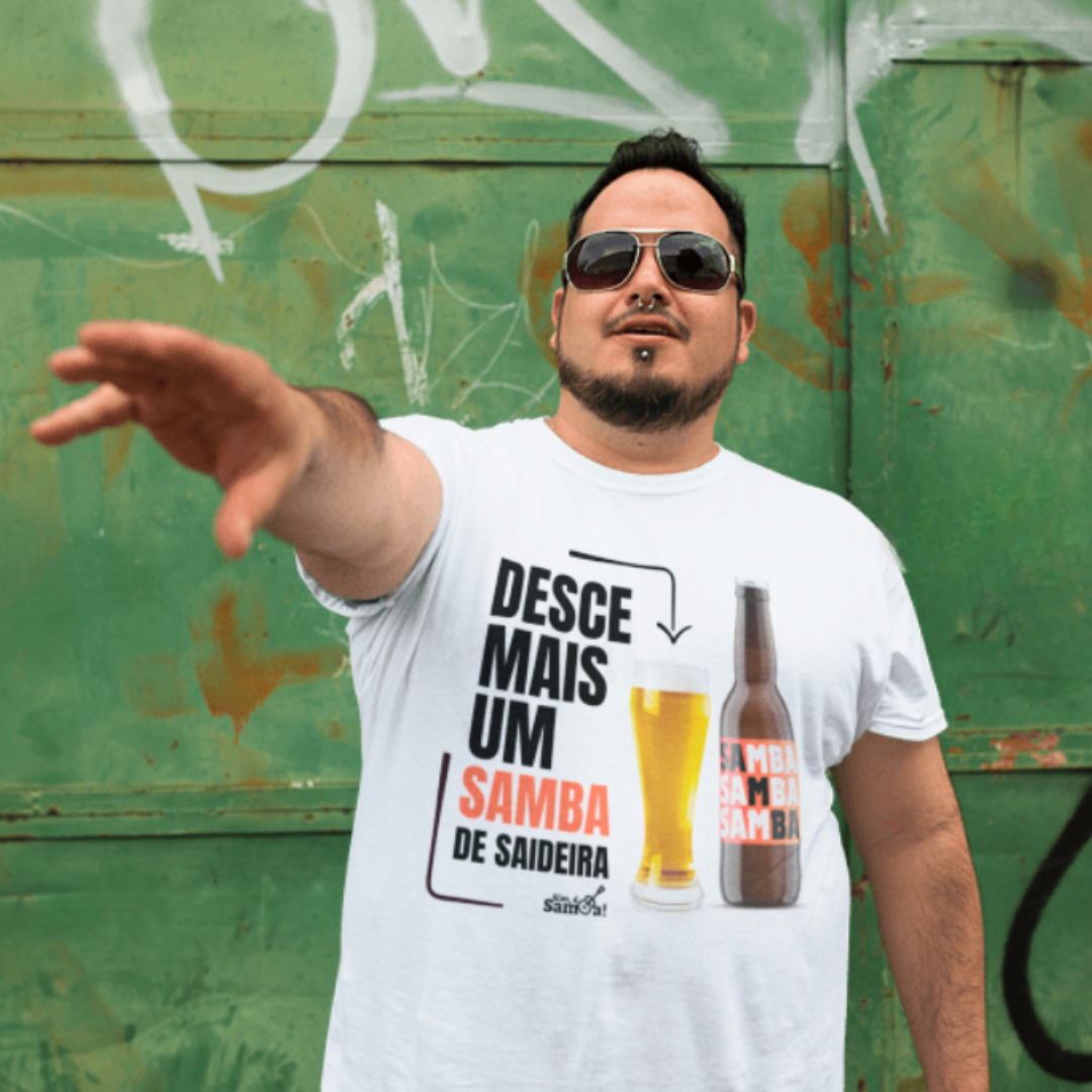 Nome do produto: Camiseta Plus Size - Desce Mais Um Samba de Saideira