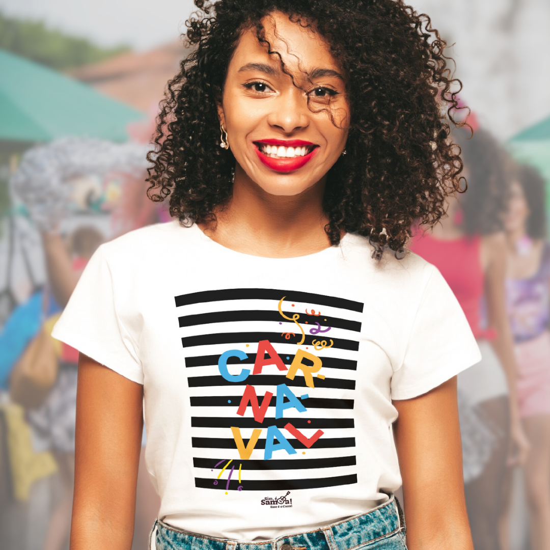 Nome do produto: Camiseta Baby Long Clássica Feminina - Carnaval Preta e Branca