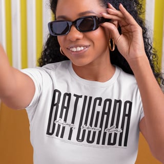 Nome do produto Camiseta Baby Long Clássica Feminina - Sim Sou da Batucada