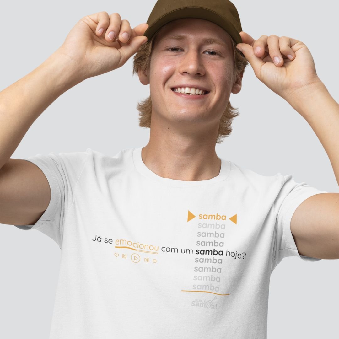 Nome do produto: Camiseta Clássica - Já se Emocionou Com Um Samba Hoje? 