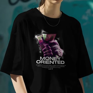 Nome do produto Camiseta Oversized Money