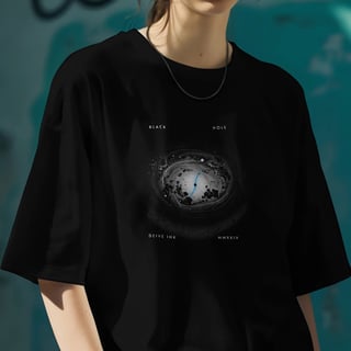 Nome do produto Camiseta Oversized  Black Hole