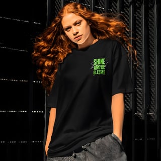Nome do produto Camiseta Oversized Shine And Be Blessed