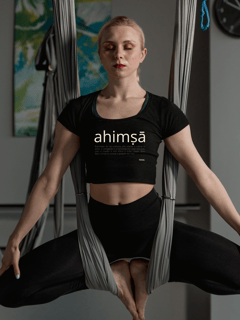 Camiseta Cropped Ahimsa