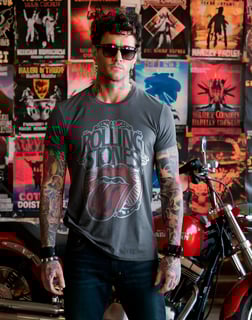 Nome do produto T-SHIRT ESTONADA LIPS TONGUE