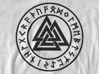 Nome do produto Camiseta Dizbocado Corte BabyLook - Valknut Nórdico