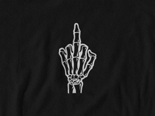 Nome do produto Camiseta Dizbocado Corte Regular - Dedo do meio discreto