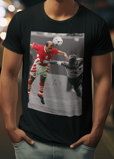 Nome do produto Camiseta Carequinha na Bola - Lechkov 94