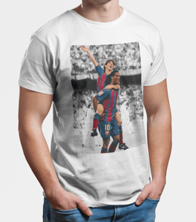 Nome do produto  Camiseta Primeira Aula - R10 e Messi