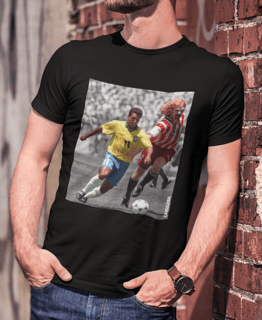 Nome do produto Camiseta Samba vs Rock n Roll - Romário 94