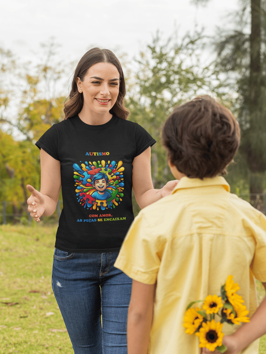 Nome do produto: Feminina - Autismo - Com amor, as peças se encaixam (linha prime)