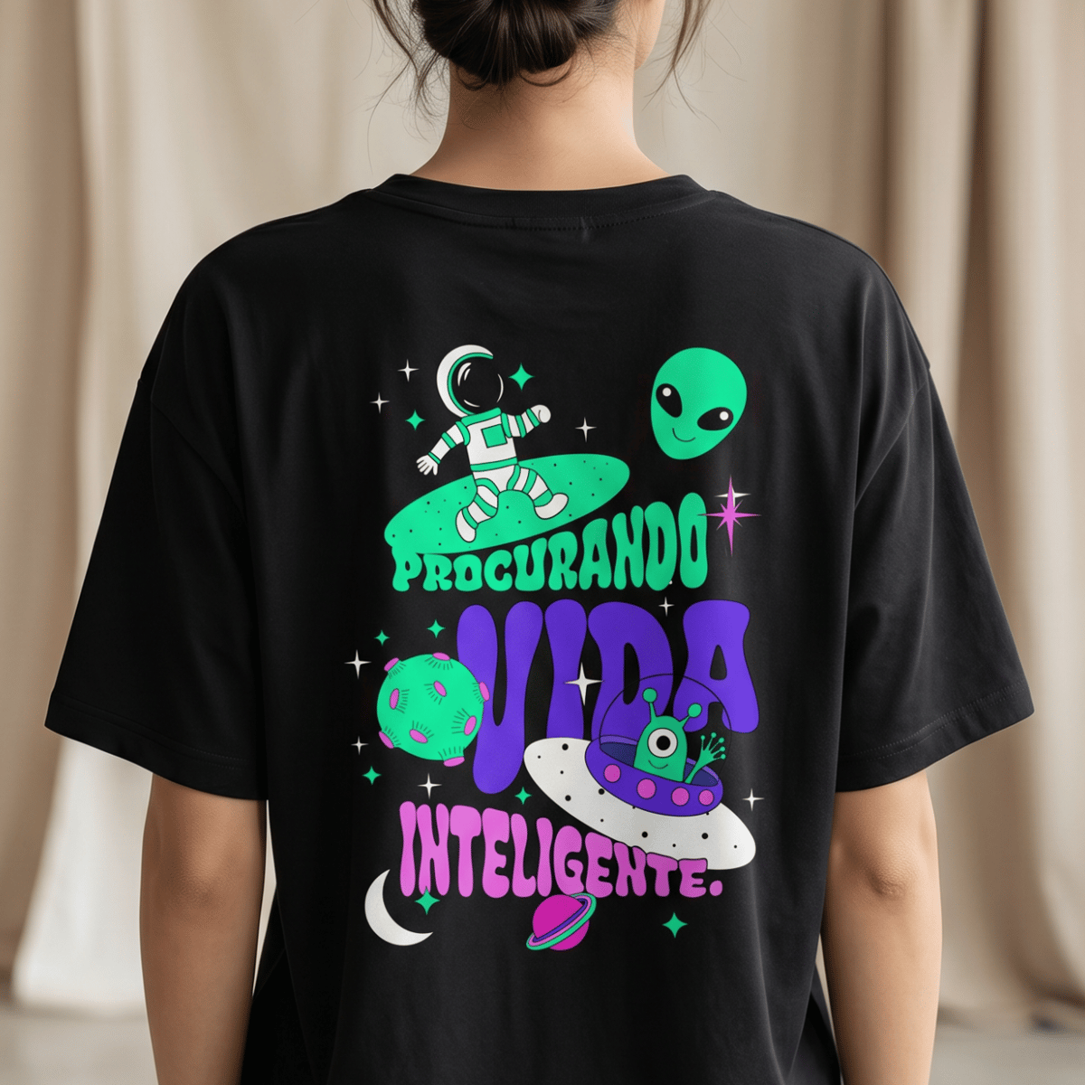 Nome do produto: T-Shirt Procurando vida Inteligente