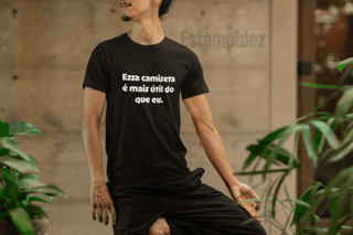 Nome do produtoCamiseta Classic Essa Camiseta é Mais Útil do Que Eu